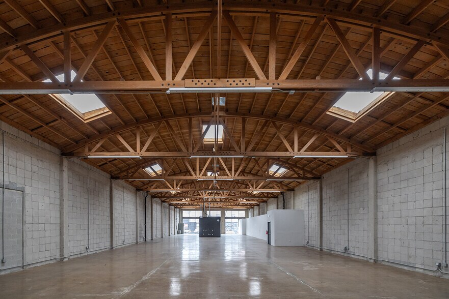 More Photos Of 428-436 Colyton St, Los Angeles Warehouse For Lease