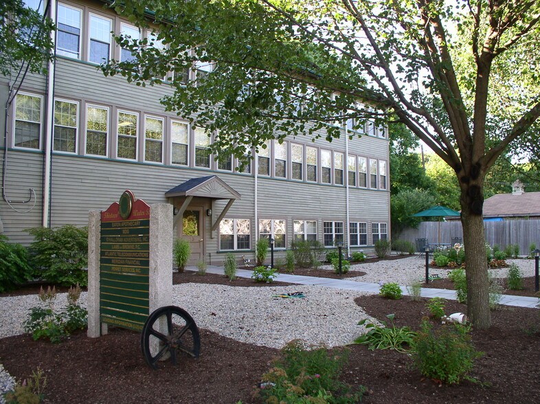 More Photos Of 13 Water St, Holliston Office For Lease