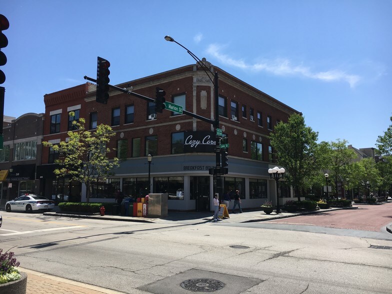 More Photos Of 134-138 N Marion St, Oak Park Storefront Retail Office For Lease