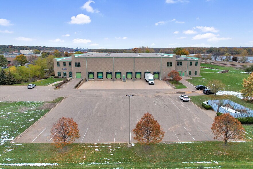 More Photos Of 205 Hardman Ave, South Saint Paul Industrial For Sale