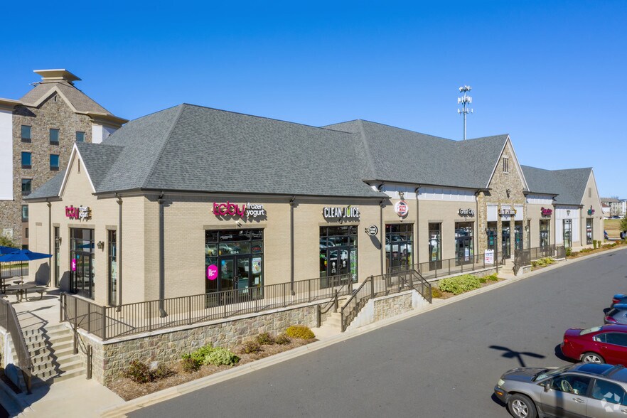 More Photos Of 9424 Steele Creek Rd, Charlotte Unknown For Lease