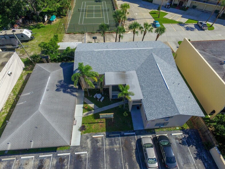 More Photos Of 150 Peachtree St, Cocoa Apartments For Sale