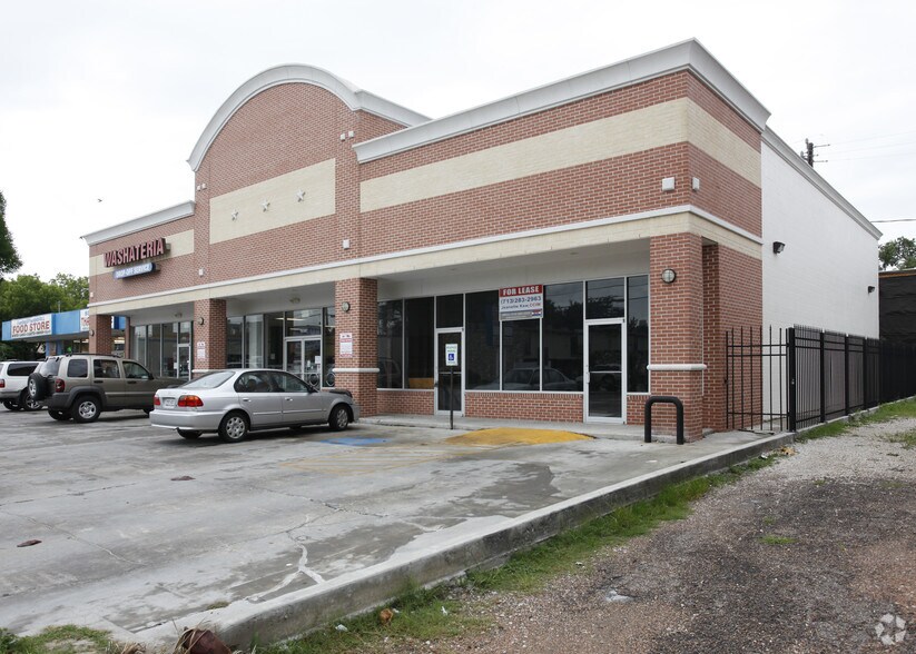 More Photos Of 2007 W Alabama St, Houston Freestanding For Lease