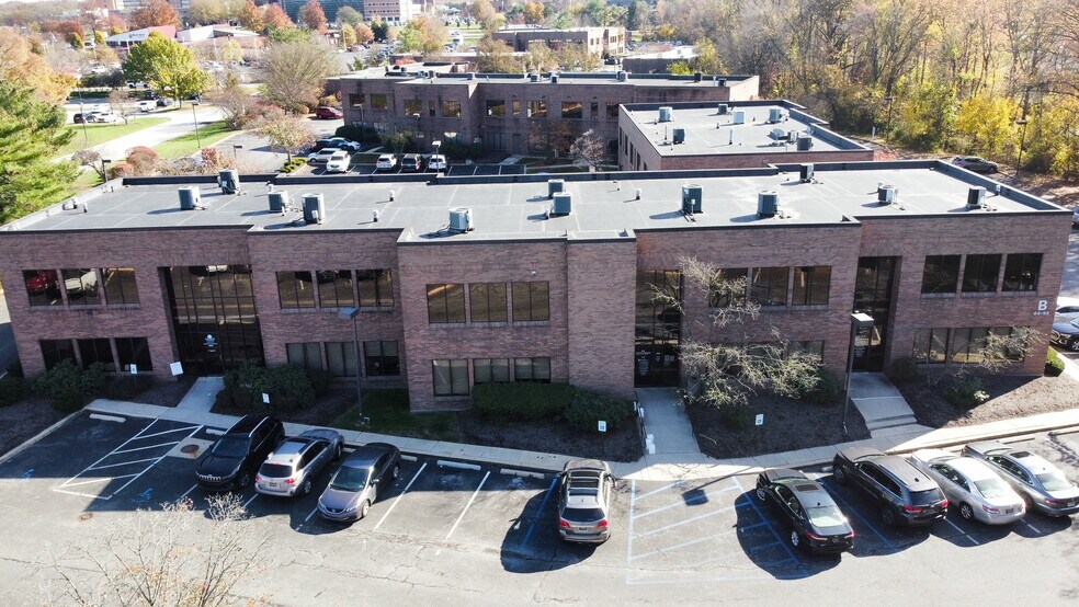 More Photos Of 84-93 Omega Dr, Newark Medical For Lease