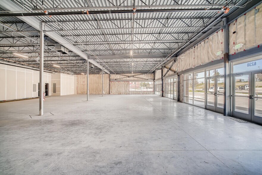 More Photos Of 6200 Leetsdale Dr, Denver Storefront For Lease