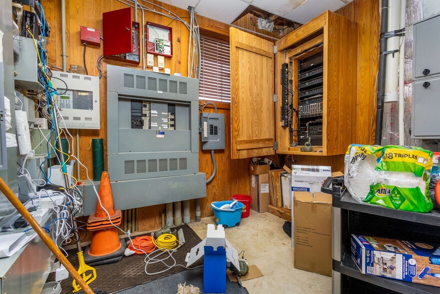 More Photos Of 12298 Croton Rd, Croton Specialty For Sale