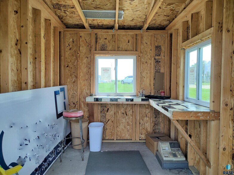 More Photos Of 1300 SE 3rd Ave, Miller Land For Sale