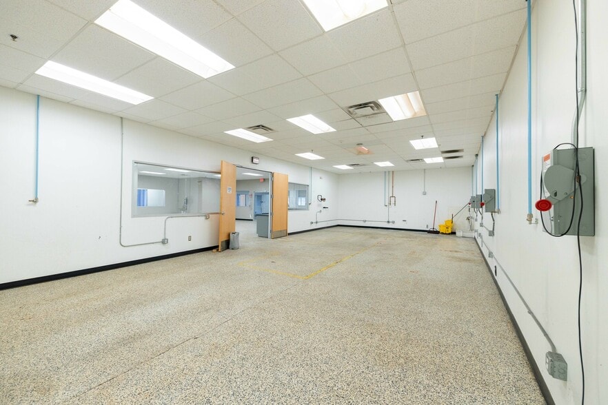 More Photos Of , Wixom Flex For Sale