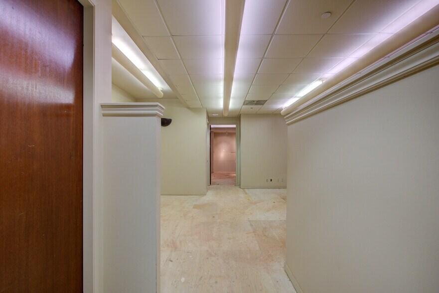 More Photos Of 817-819 10th St, Modesto Office For Lease