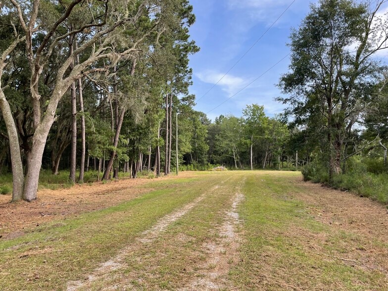 More Photos Of 0 King Rail Lane, Edisto Island Land For Sale