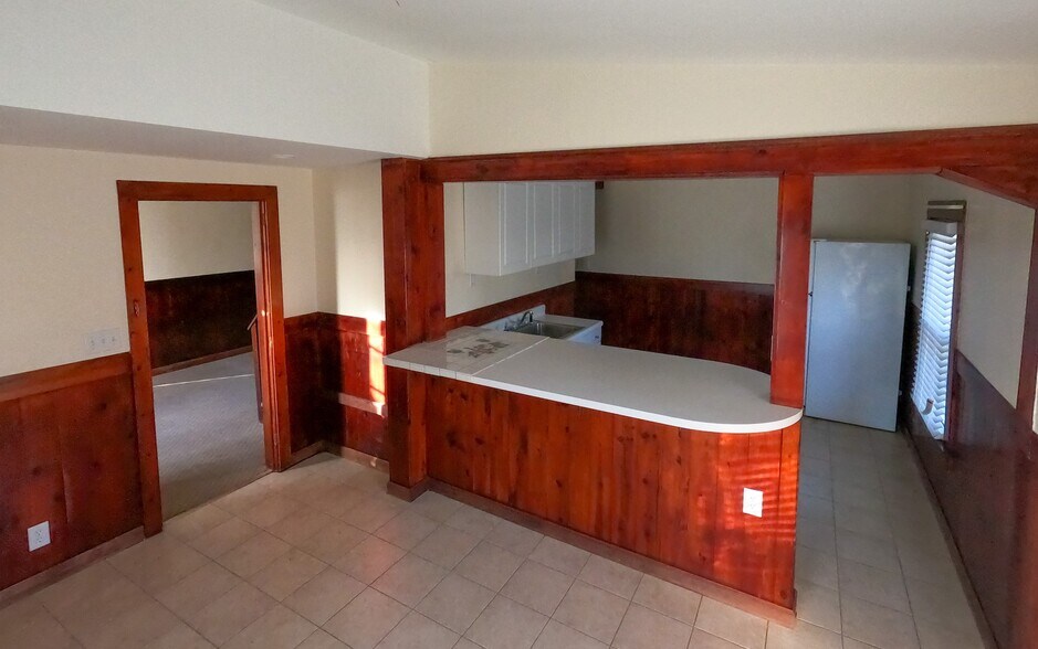 More Photos Of 203 County Route 405, Greenville Hotel For Sale