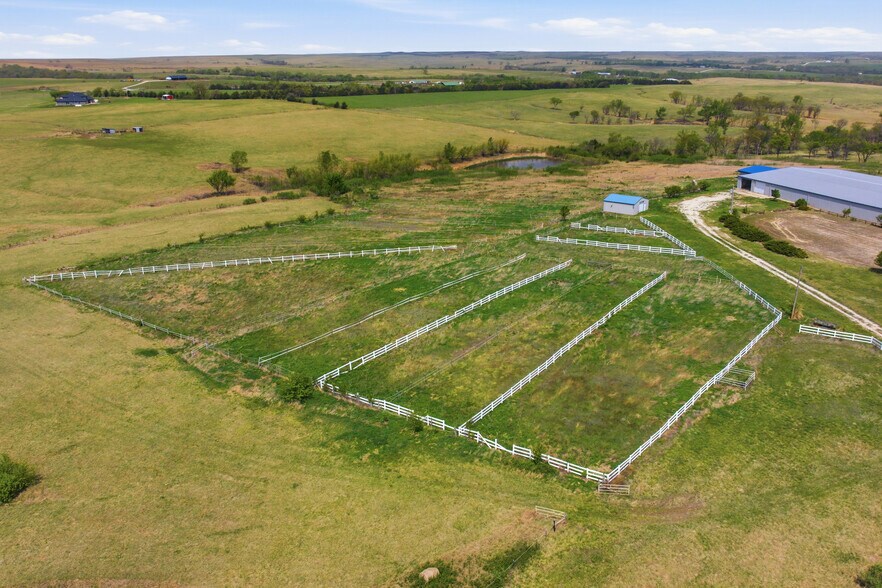More Photos Of 10465 Elizas Rd, Saint George Horse Stables For Sale