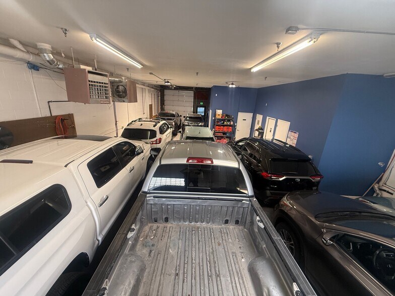 More Photos Of 2970 S Tejon St, Englewood Warehouse For Sale