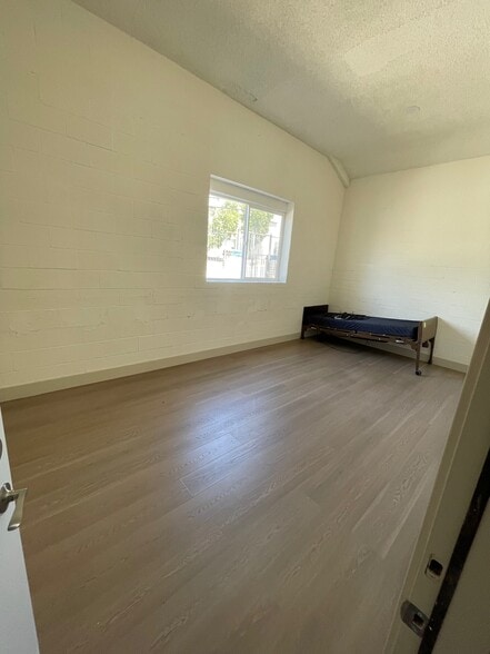 More Photos Of 7216 Valmont St, Tujunga Lodge Meeting Hall For Sale
