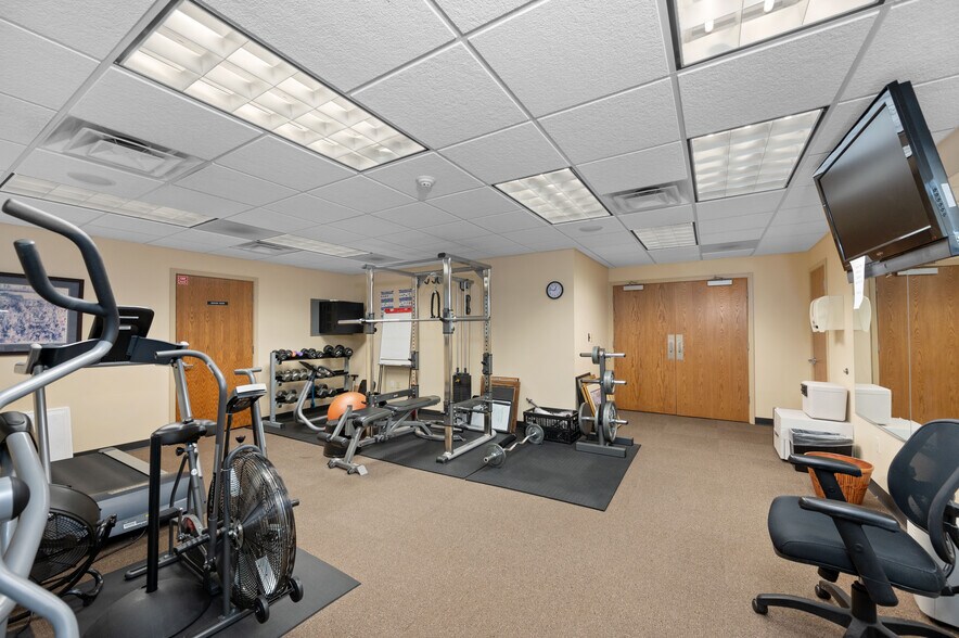 More Photos Of 11503 Springfield Pike, Cincinnati Office For Lease