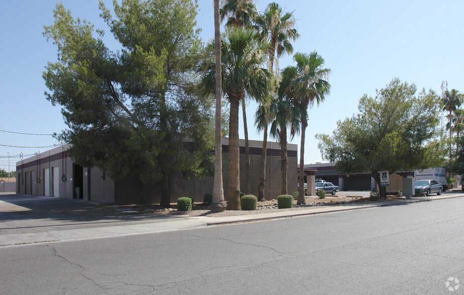 Primary Photo Of 320 E 10th Dr, Mesa Warehouse For Lease