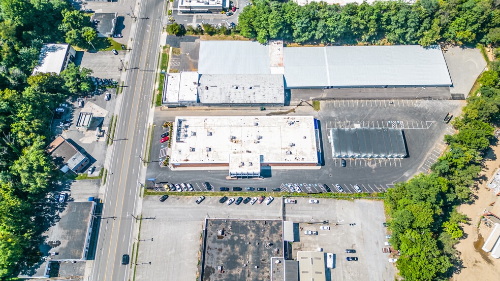 More Photos Of 2727 Franklin Rd SW, Roanoke Medical For Lease