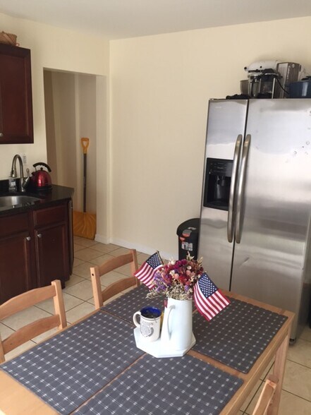 More Photos Of 340 Maple Ave, Westbury Apartments For Sale