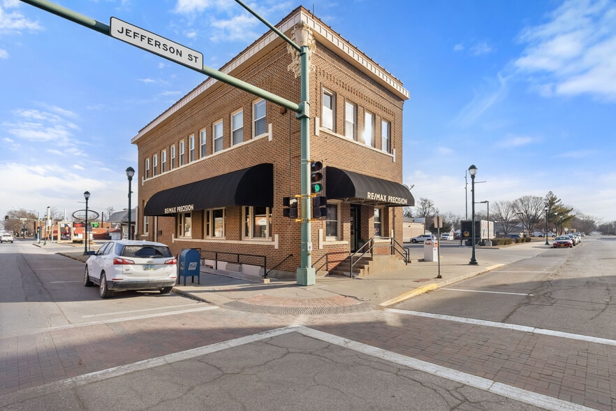 Primary Photo Of 101 E Jefferson St, Winterset Office For Sale