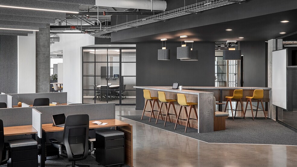 More Photos Of 2010 S Lamar Blvd, Austin Office For Lease