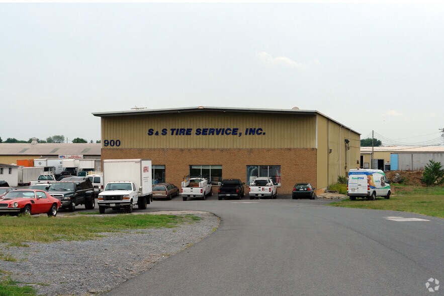 Primary Photo Of 900 E Patrick St, Frederick Warehouse For Lease