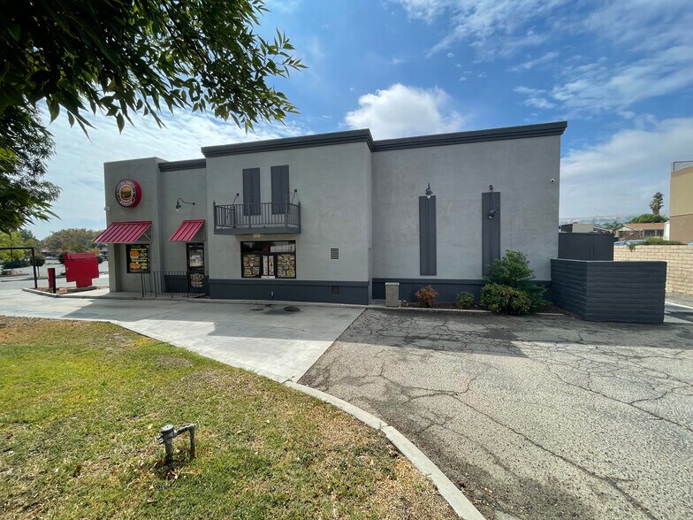 More Photos Of 1117 Kern St, Taft Restaurant For Lease