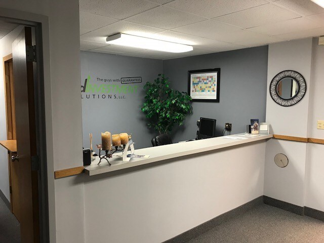 More Photos Of 7601 Pershing Blvd, Kenosha Office For Sale