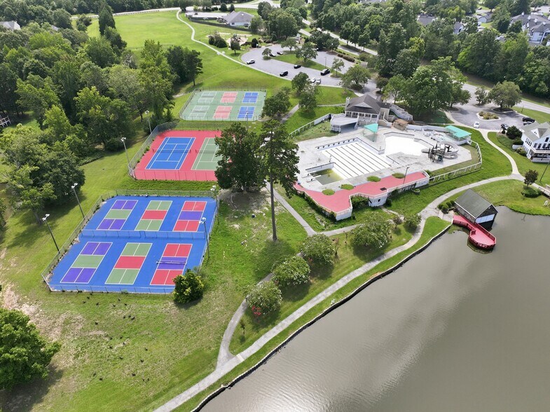 More Photos Of 1903 Adams Farm Pky, Greensboro Sports And Entertainment For Sale