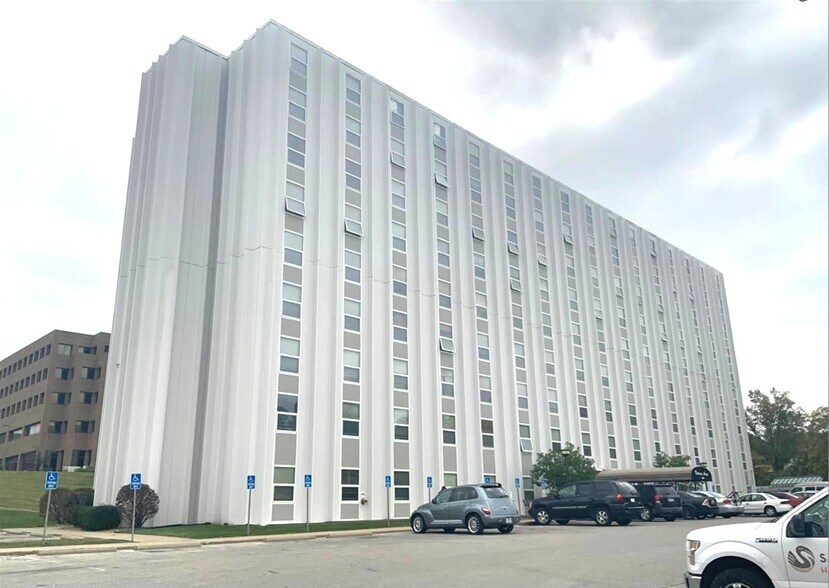 More Photos Of 6311 Woodland Ave, Kansas City Apartments For Sale