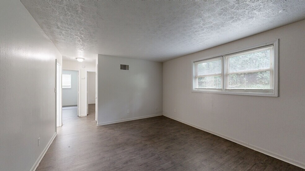 More Photos Of 1328-1344 Devonport Dr, Lexington Apartments For Sale