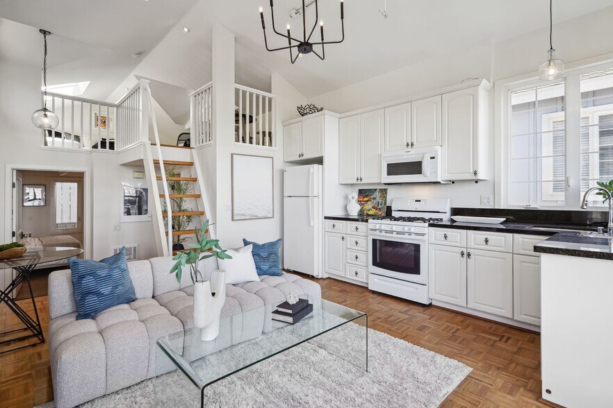 More Photos Of 931-939 Ocean Ave, Del Mar Apartments For Sale