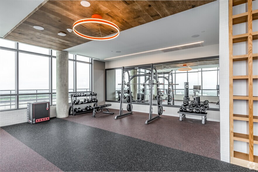 More Photos Of 8200 Dixon Ave, Silver Spring Apartments For Lease