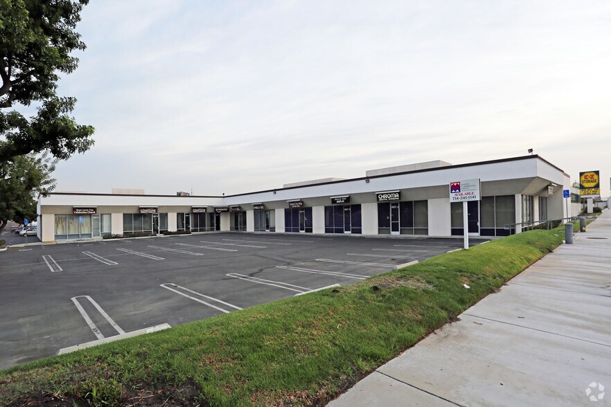 More Photos Of 8201 Orangethorpe Ave, Buena Park Warehouse For Lease