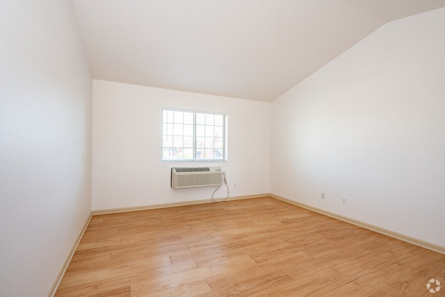 More Photos Of 4301 King Ave W, Billings Apartments For Sale