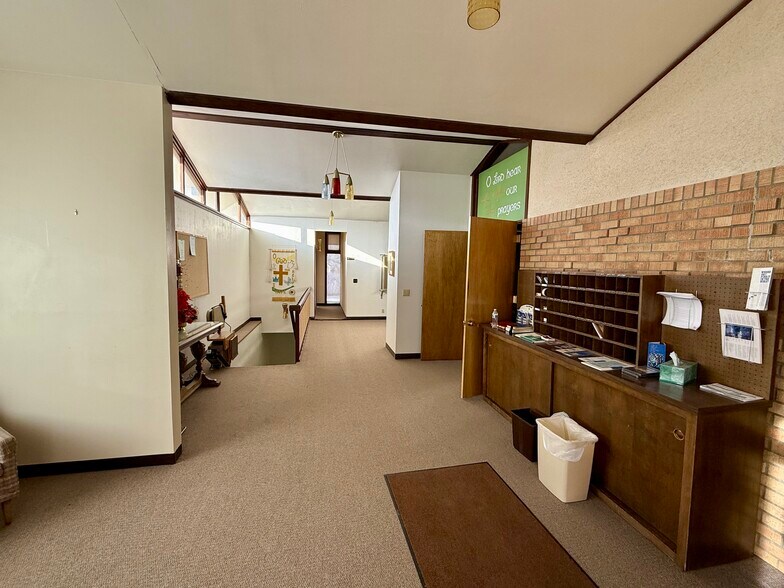 More Photos Of 209 1st N st, Hingham Religious Facility For Sale
