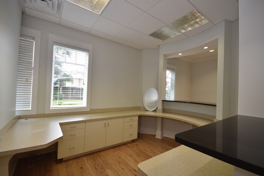 More Photos Of 277 Willbrook Blvd, Pawleys Island Office For Sale