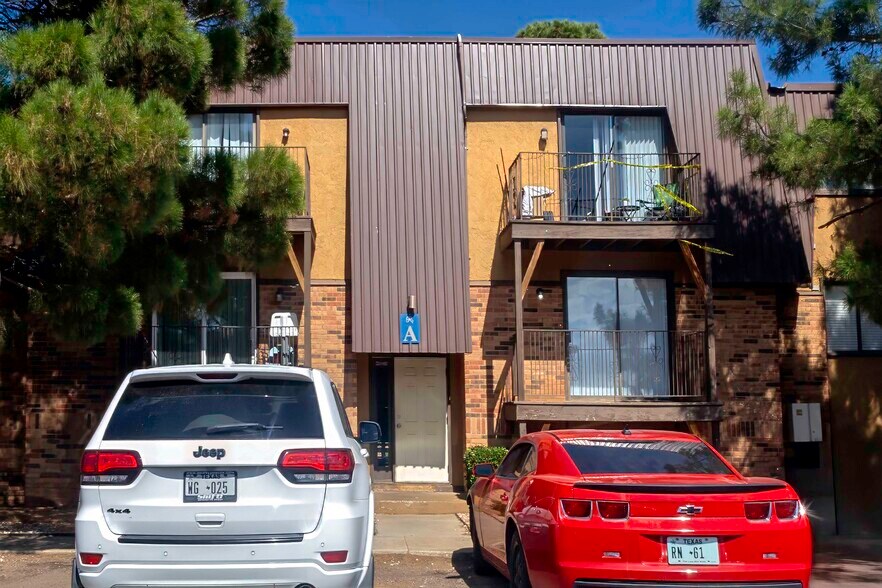 More Photos Of 5202 Bangor Ave, Lubbock Apartments For Sale