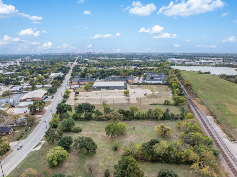 More Photos Of 1600 S College Ave, Bryan Freestanding For Sale