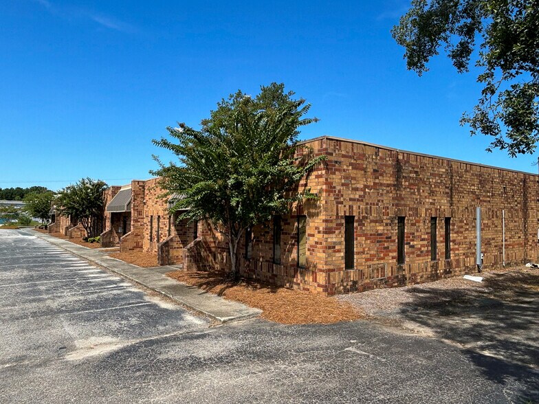 More Photos Of 2231 Technical Pky, Charleston Office For Lease