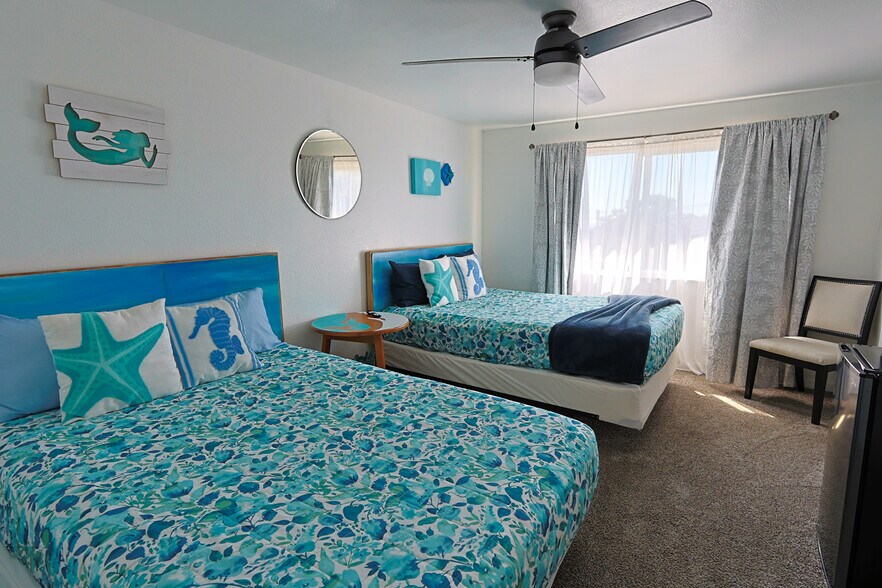 More Photos Of 754 SW Coast Hwy, Newport Hotel For Sale