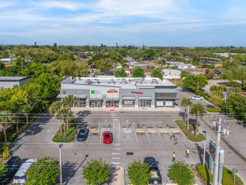 More Photos Of 6228 14th St W, Bradenton Storefront For Lease