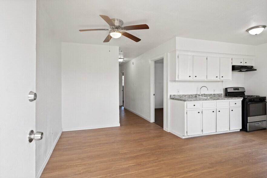More Photos Of 8114 Stedman St, Houston Apartments For Sale