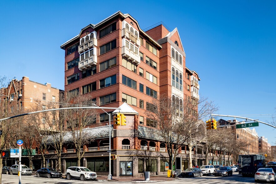 More Photos Of 82-11 37th Ave, Jackson Heights Office For Lease