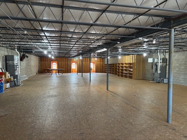 More Photos Of 2225 W Franklin St, Evansville Storefront For Sale