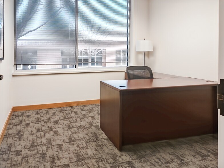 More Photos Of 14400 Metcalf Ave, Overland Park Coworking Space