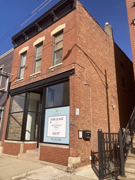 More Photos Of 2239 N Clybourn Ave, Chicago Restaurant For Lease