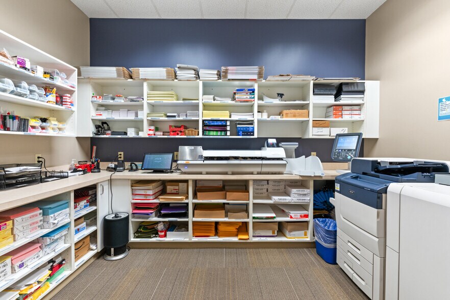 More Photos Of 307 Cumberland Ave, Portland Office For Sale