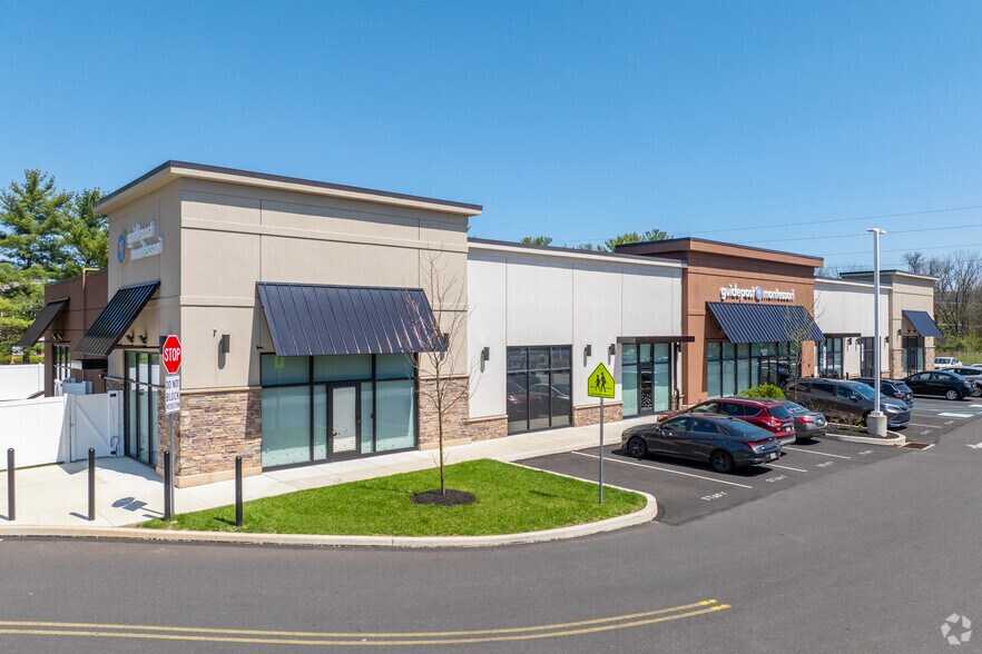 More Photos Of 467 Sumneytown Pike, North Wales Unknown For Lease