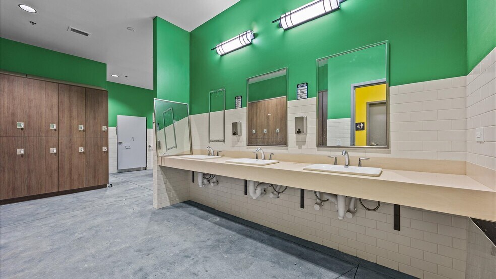 More Photos Of 584 County Road 331, Silt Distribution For Sale