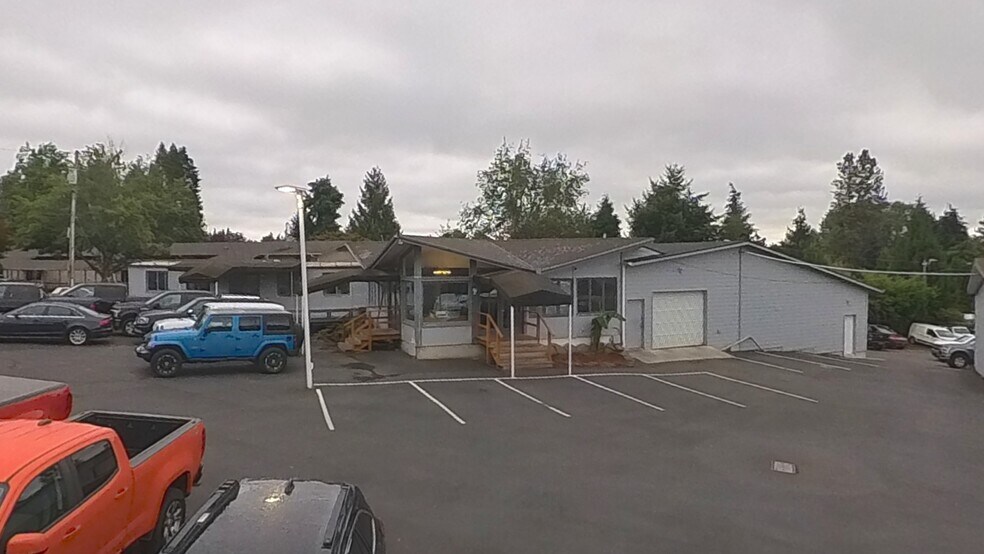 More Photos Of 8600 SW Canyon Rd, Portland Auto Dealership For Sale